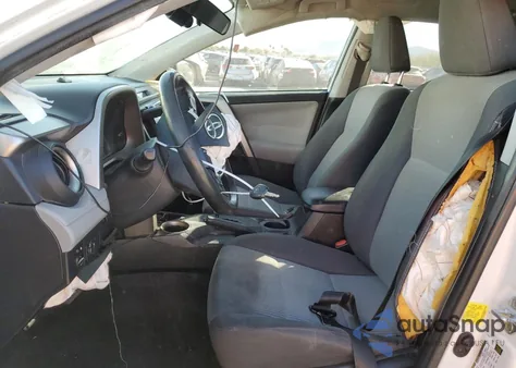 2015 Toyota Rav4 Le z USA, uszkodzony, nr VIN 2T3ZFREV7FW205785